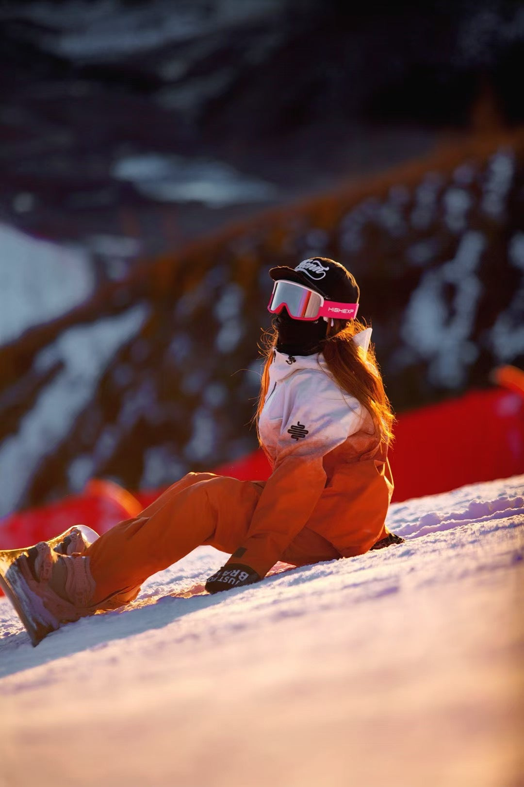 Litan Gradient Orange Professional Snowboarding Jackets & Pants