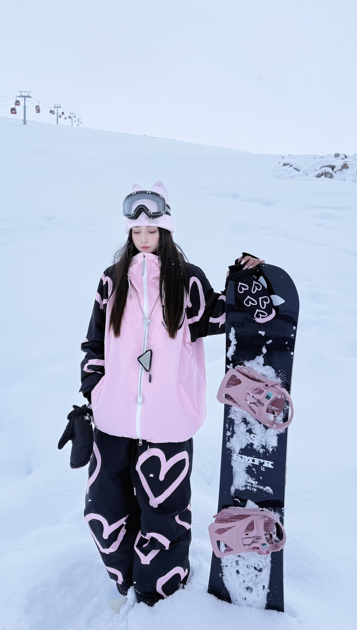 Chopchop Blackpink Heart 3L Snowboarding Jacket & Pant