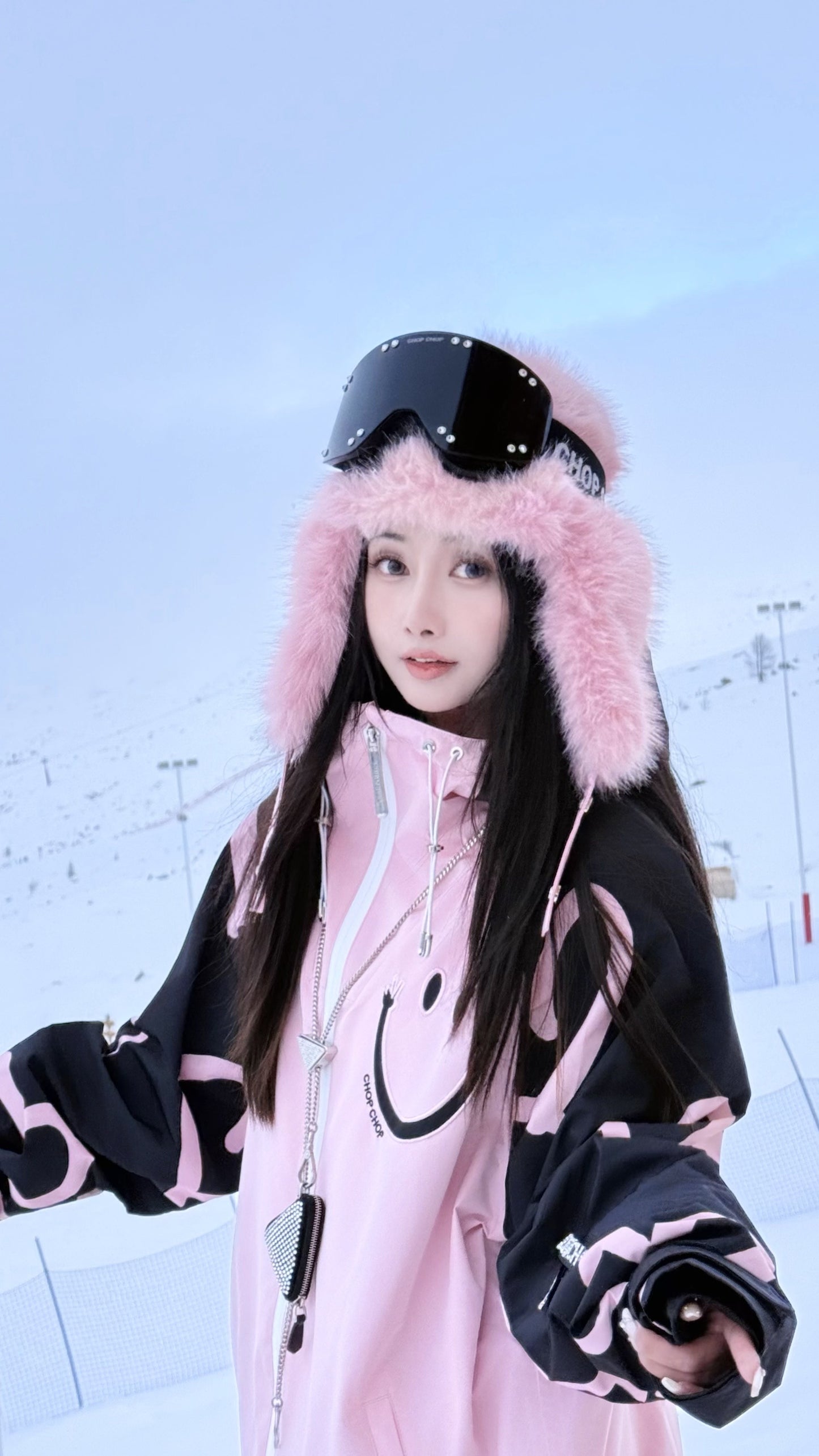 Chopchop Blackpink Heart 3L Snowboarding Jacket & Pant